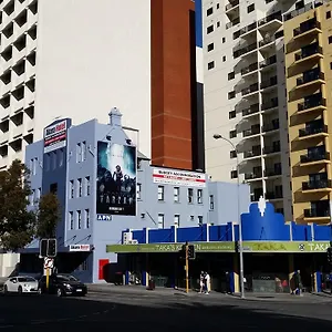  Hostal Akara