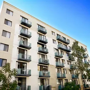 Апарт-отель Mont Clare Boutique, Перт