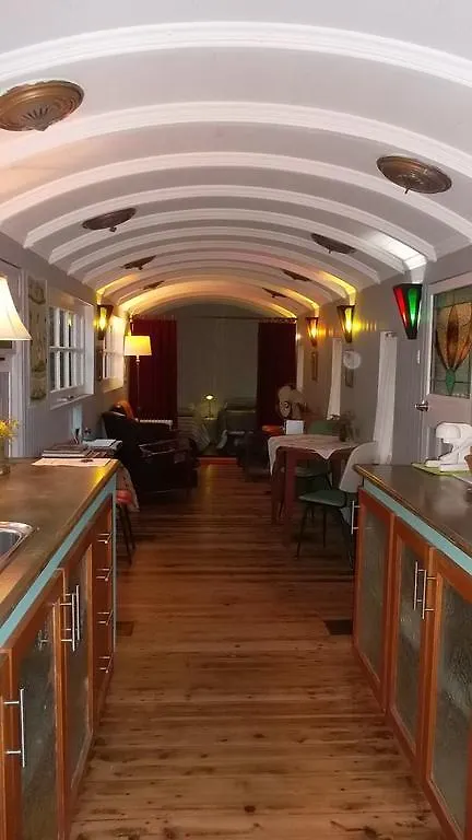 Rusty Hollow Railway Carriage Villa Perth Farm stay