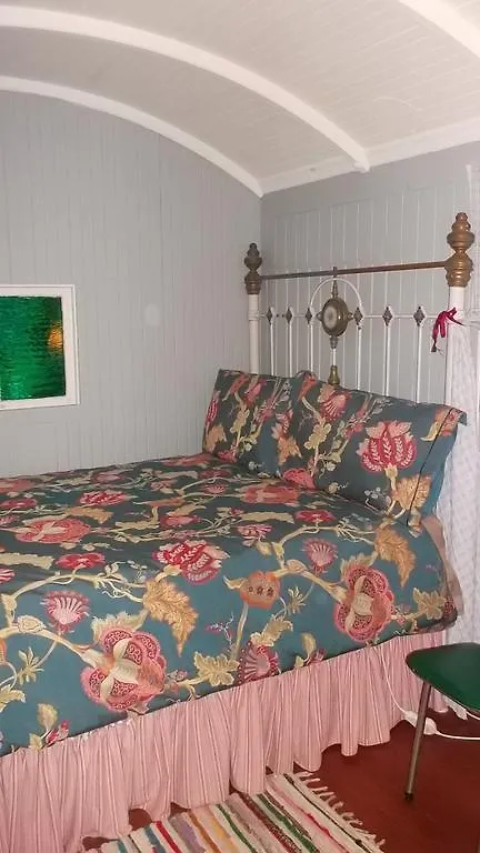 Rusty Hollow Railway Carriage Villa Perth